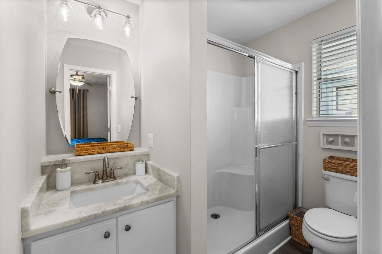 6001 C1 South Kings Hwy. Photo 22