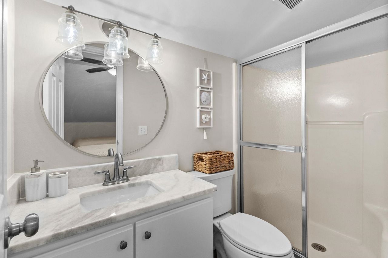 6001 C1 South Kings Hwy. Photo 35