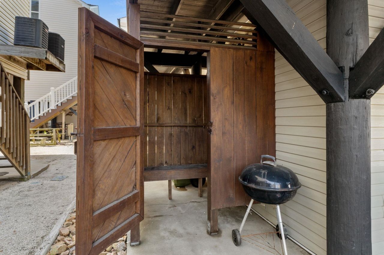 6001 C1 South Kings Hwy. Photo 48