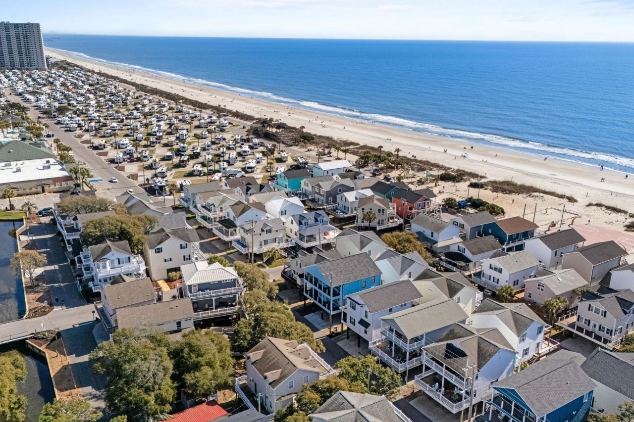 6001 C1 South Kings Hwy. Photo 55