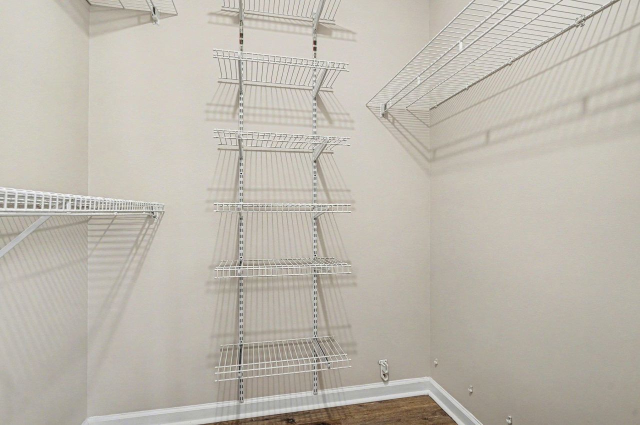 1127 Lancelot Ln. Photo 10