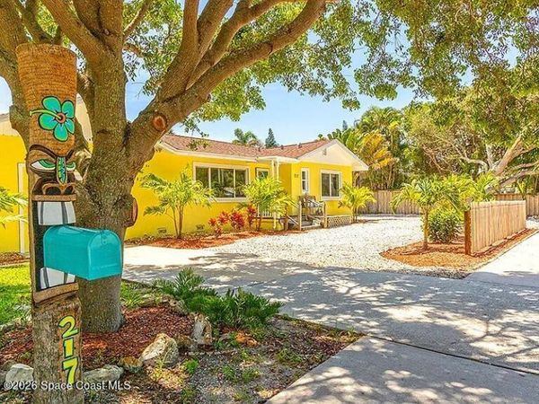 217 S Orlando Avenue , Cocoa Beach, FL 32931