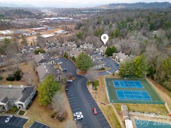 1904 Abbey Circle , Asheville, NC 28805