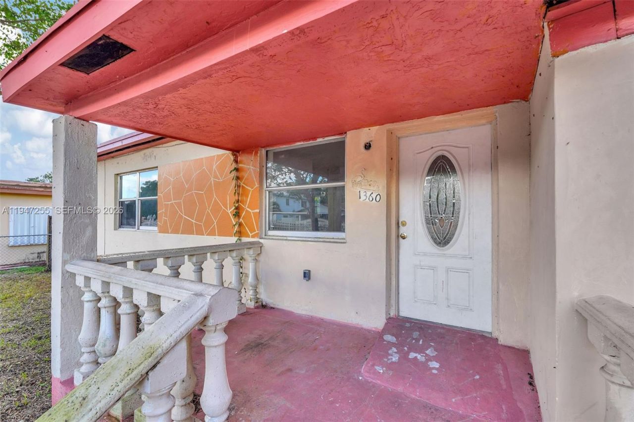 1360 NW 117th St , Miami, FL 33167 Photo