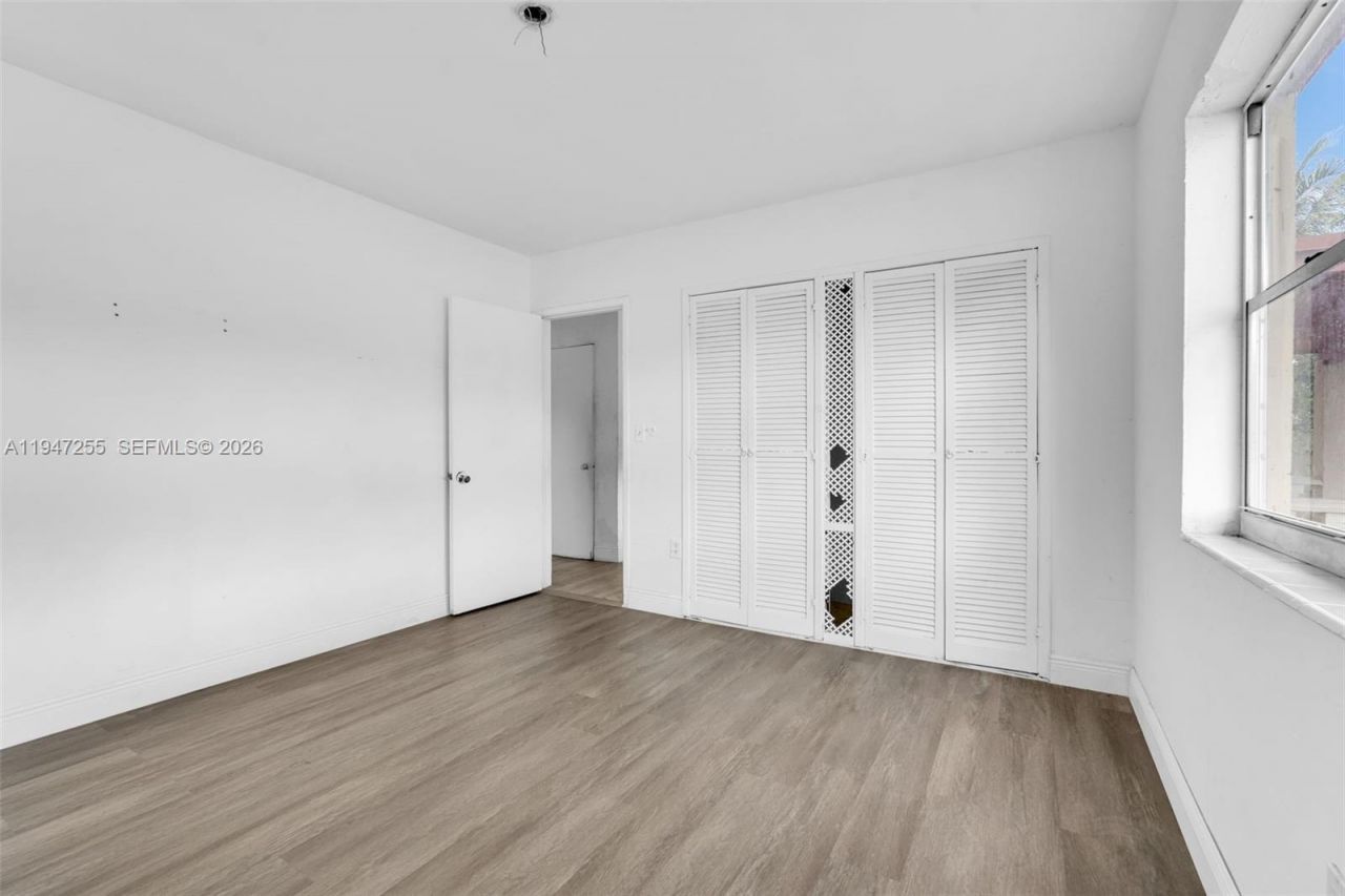 1360 NW 117th St , Miami, FL 33167 Photo