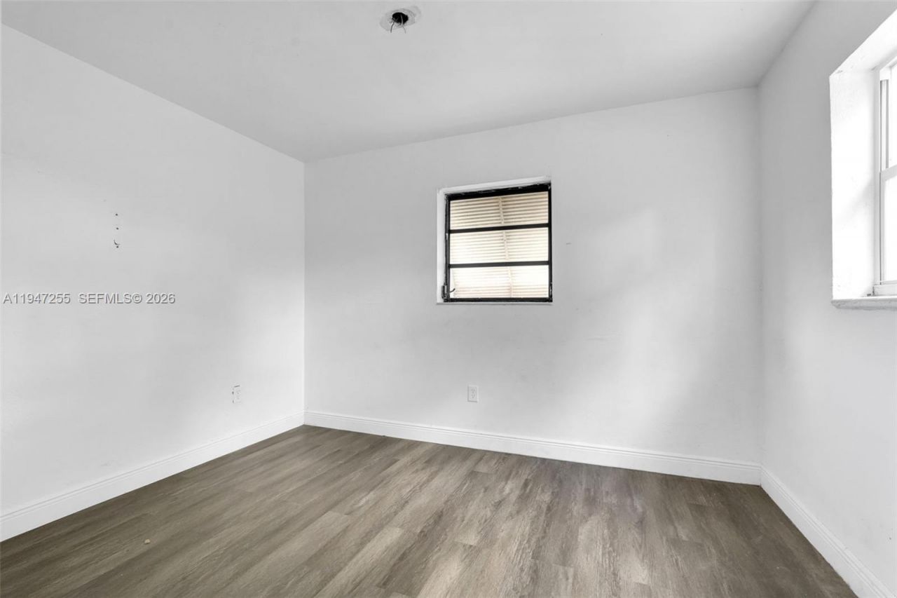 1360 NW 117th St , Miami, FL 33167 Photo