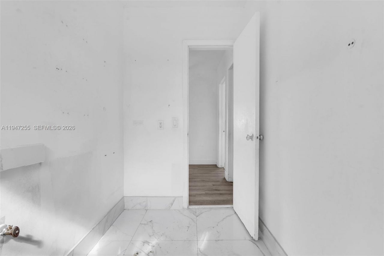 1360 NW 117th St , Miami, FL 33167 Photo