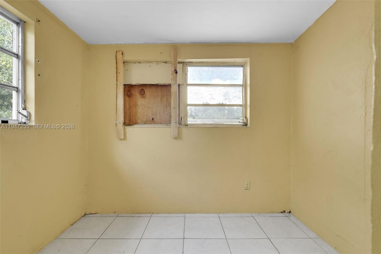 1360 NW 117th St , Miami, FL 33167 Photo