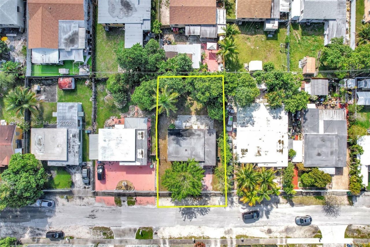 1360 NW 117th St , Miami, FL 33167 Photo