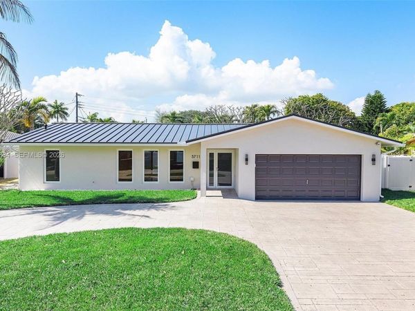 5711 NE 20th Ter, Fort Lauderdale, FL 33308