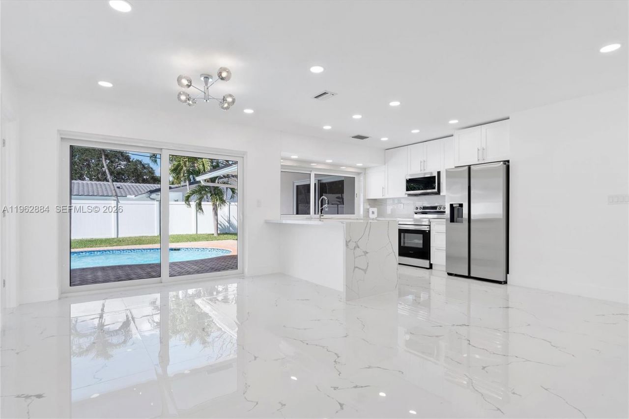 5711 NE 20th Ter, Fort Lauderdale, FL 33308 Photo