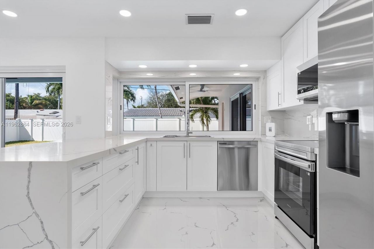 5711 NE 20th Ter, Fort Lauderdale, FL 33308 Photo