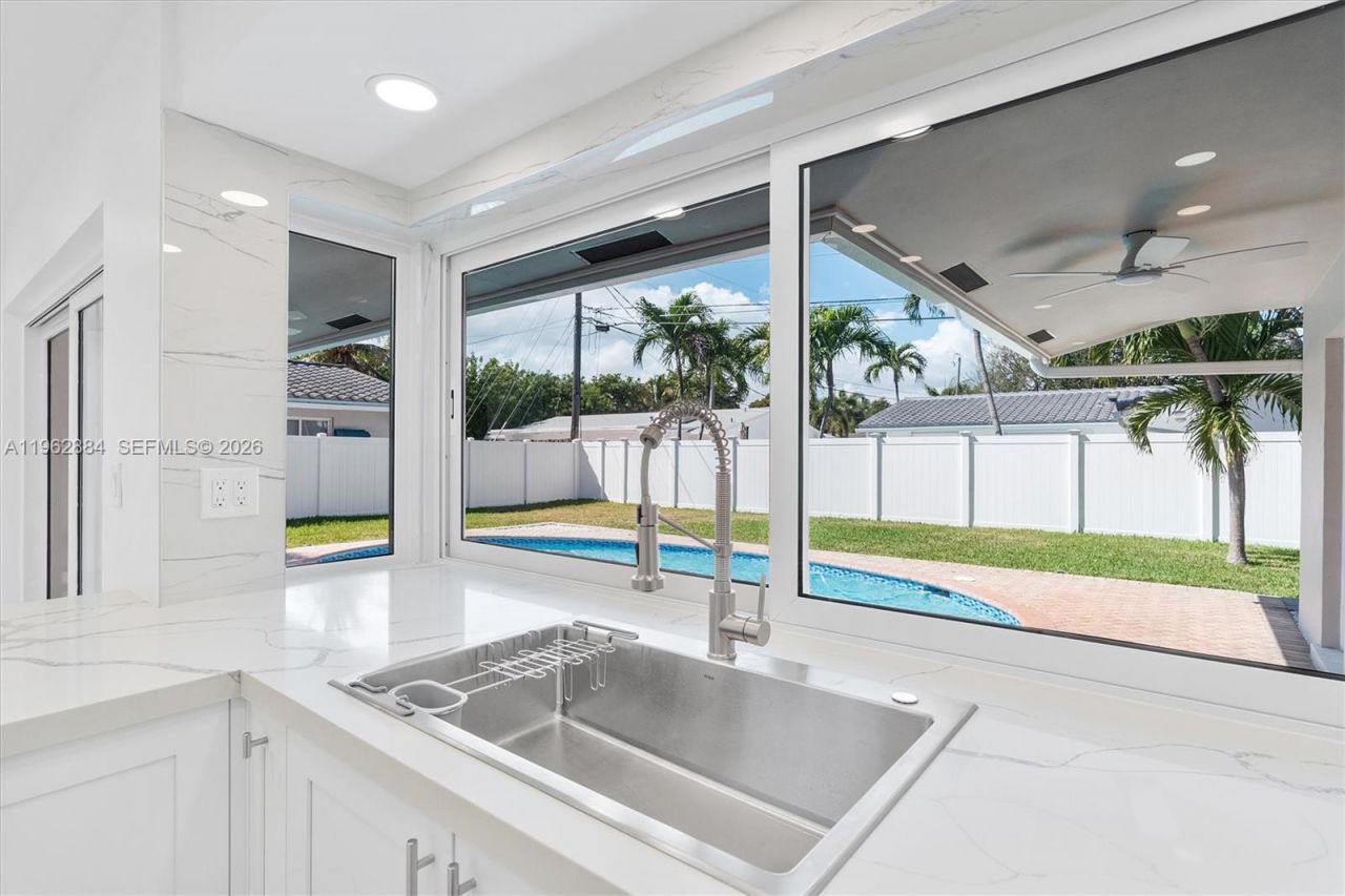 5711 NE 20th Ter, Fort Lauderdale, FL 33308 Photo