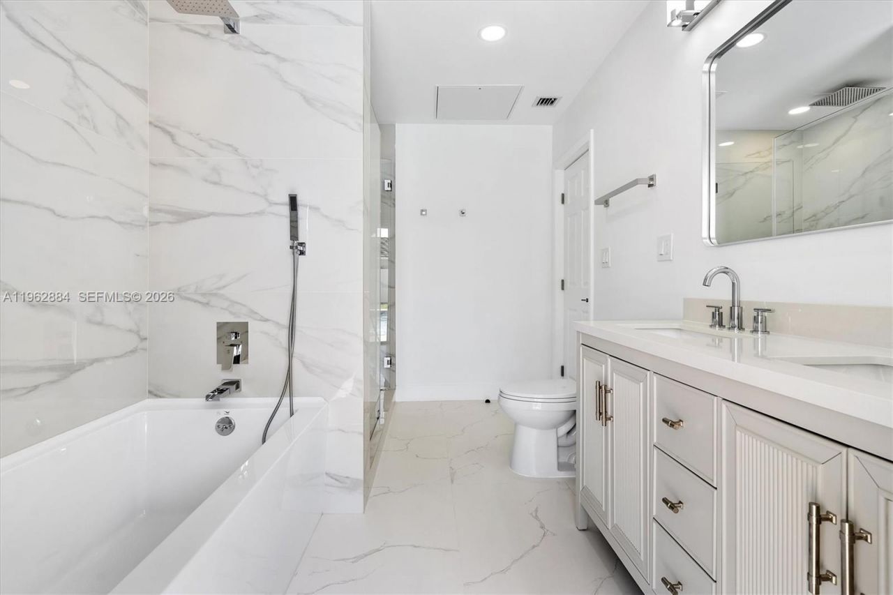 5711 NE 20th Ter, Fort Lauderdale, FL 33308 Photo