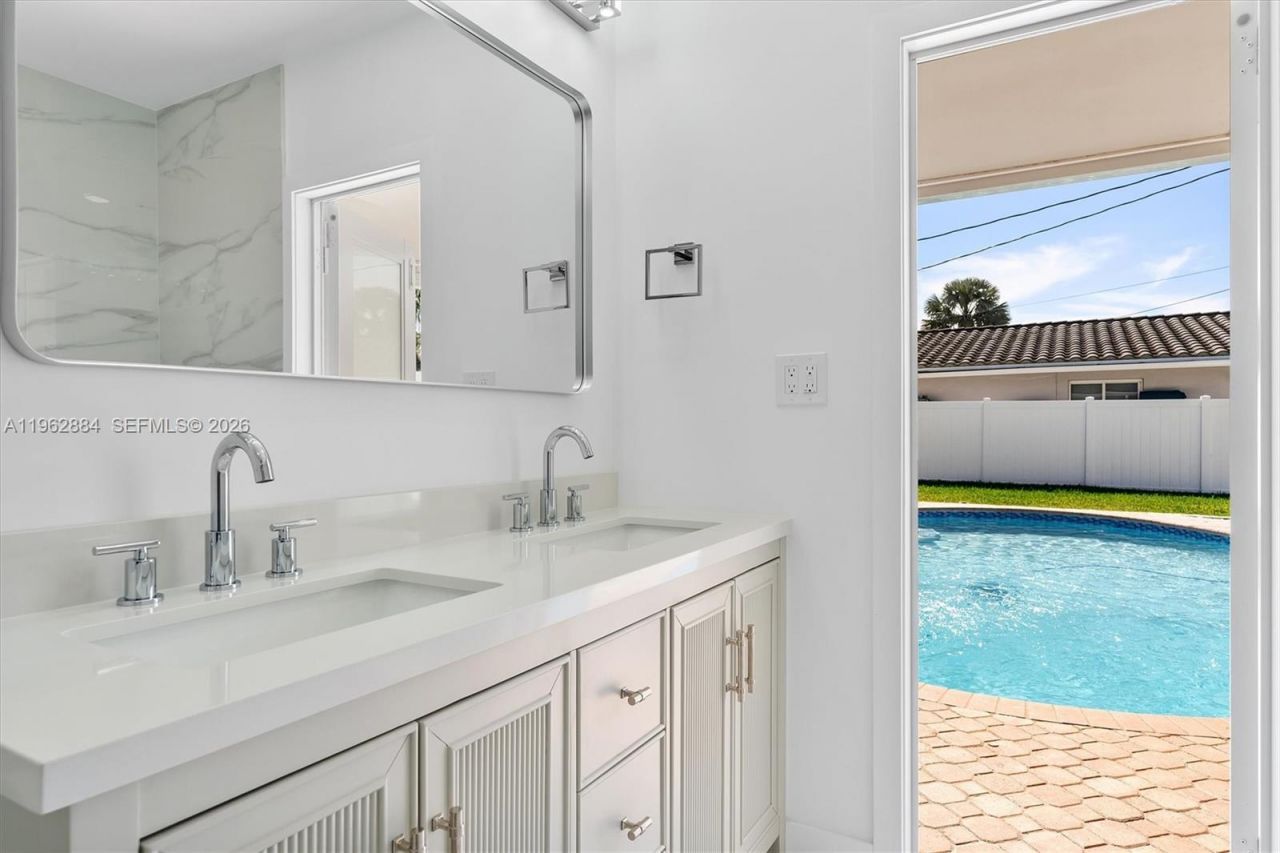 5711 NE 20th Ter, Fort Lauderdale, FL 33308 Photo