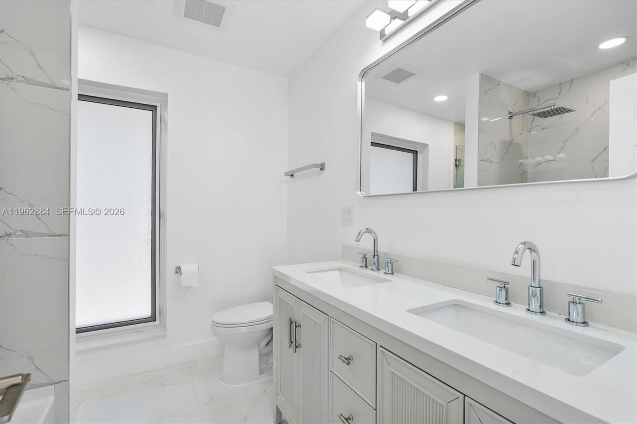 5711 NE 20th Ter, Fort Lauderdale, FL 33308 Photo