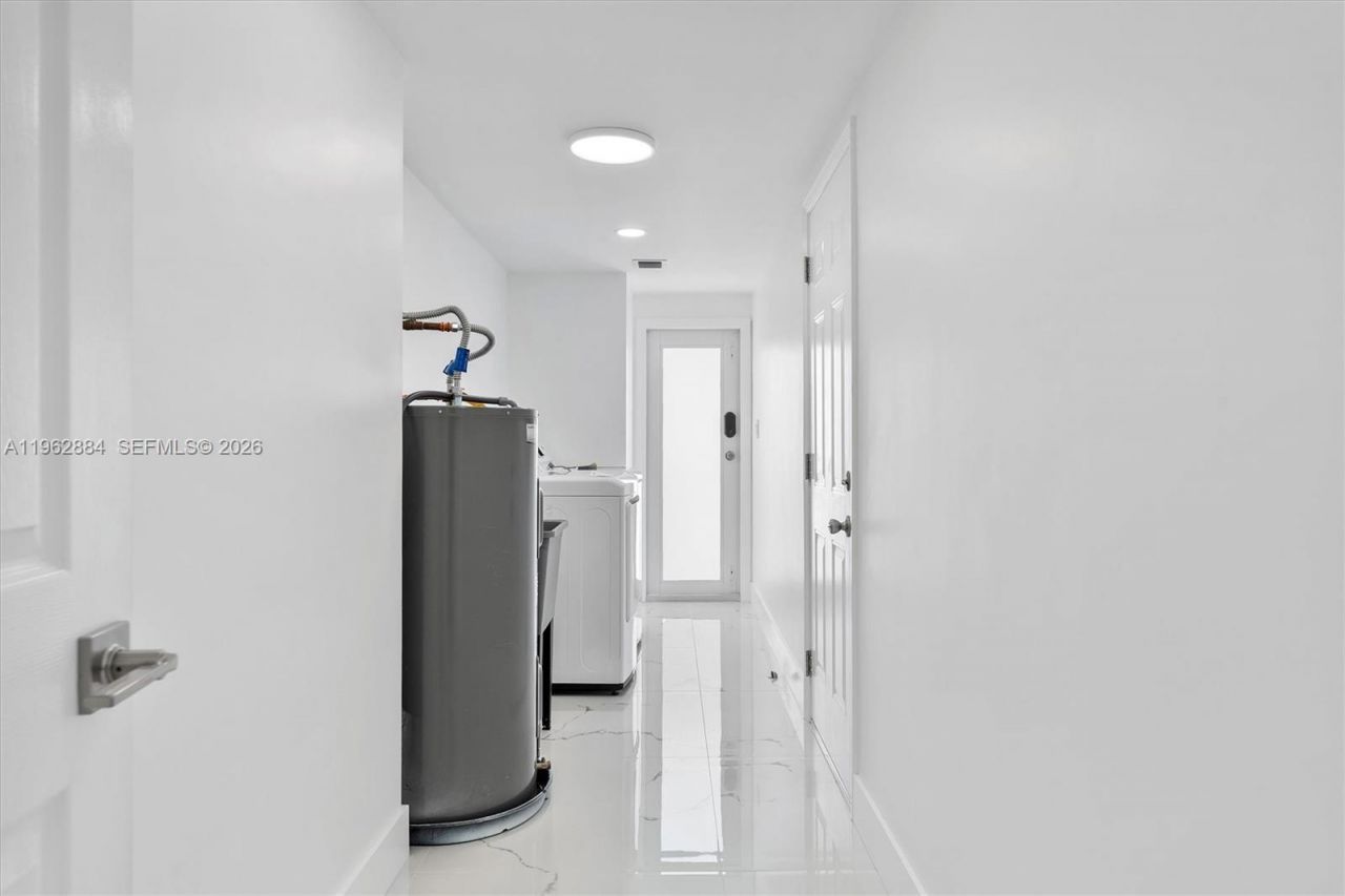 5711 NE 20th Ter, Fort Lauderdale, FL 33308 Photo