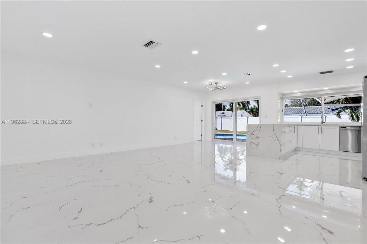 5711 NE 20th Ter, Fort Lauderdale, FL 33308 Photo