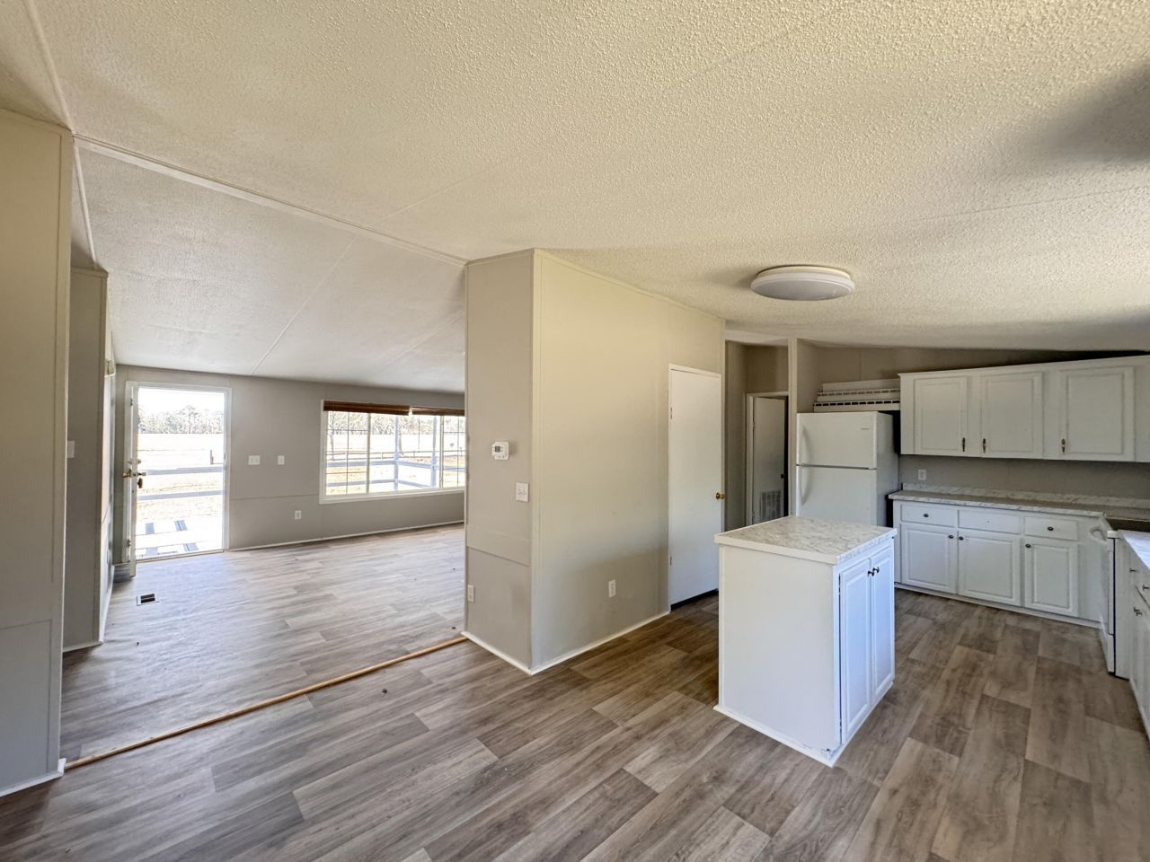 978 Stokes Road Photo 32