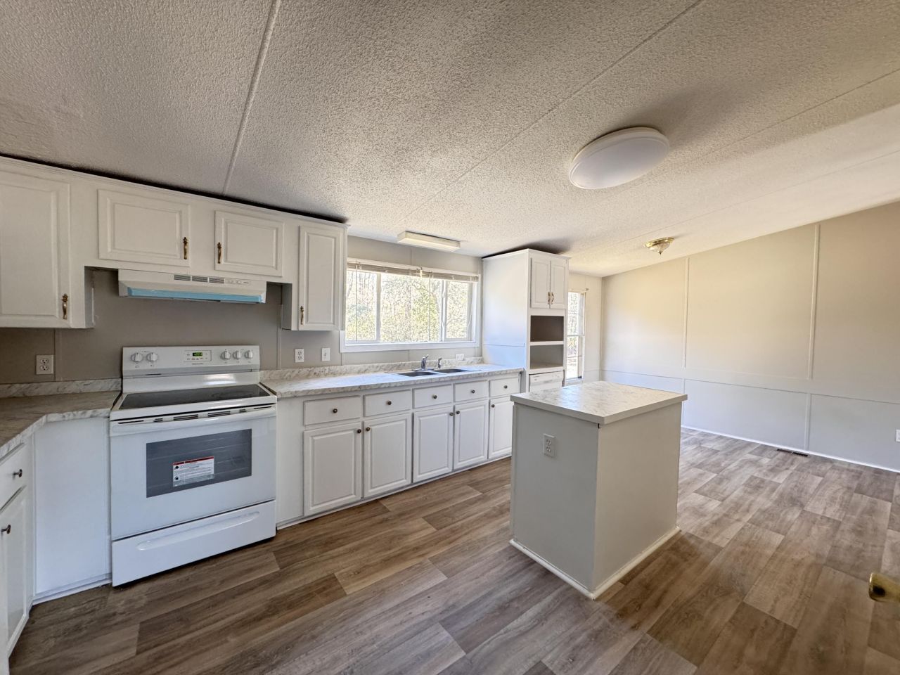 978 Stokes Road Photo 36