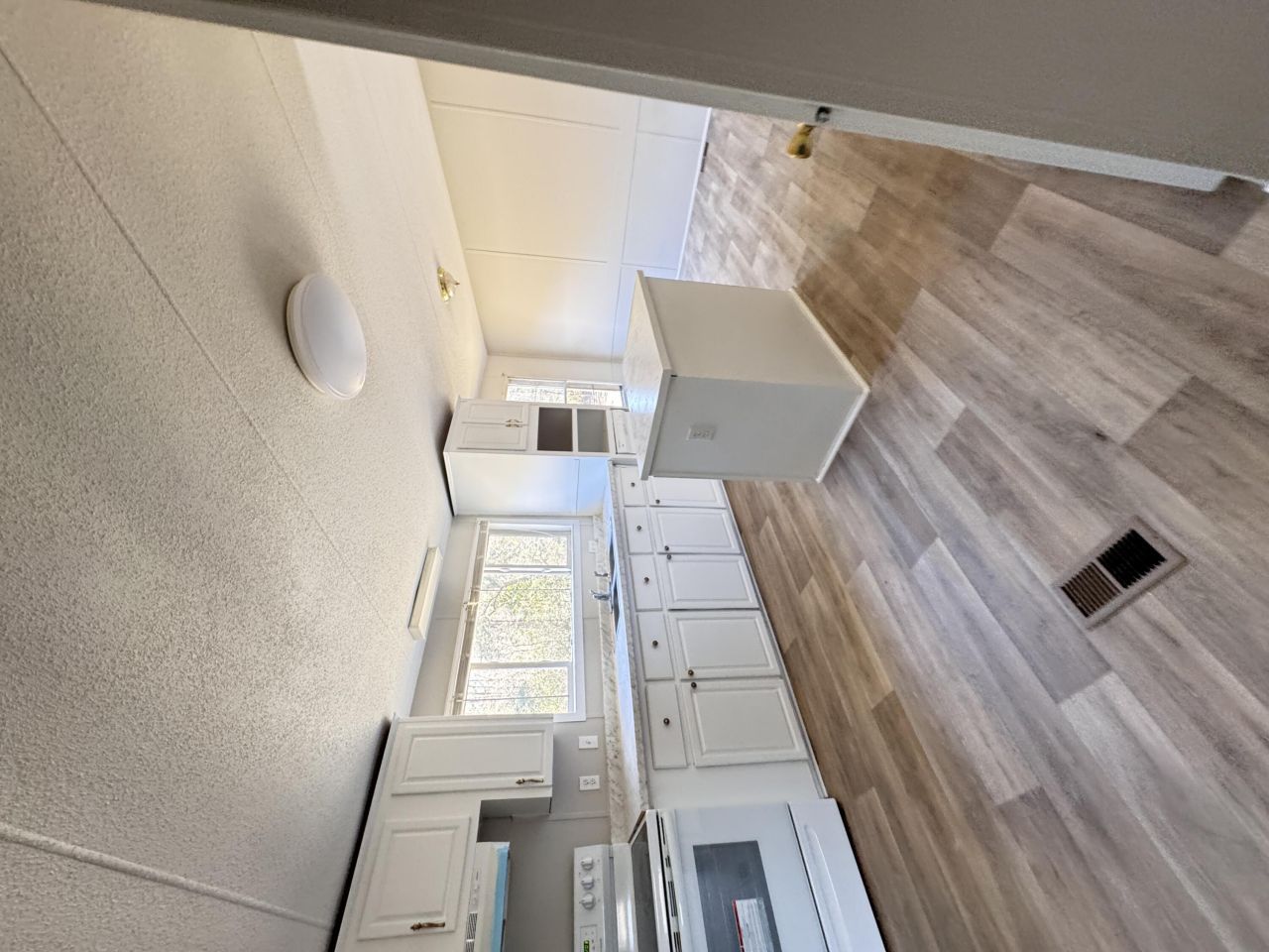 978 Stokes Road Photo 42