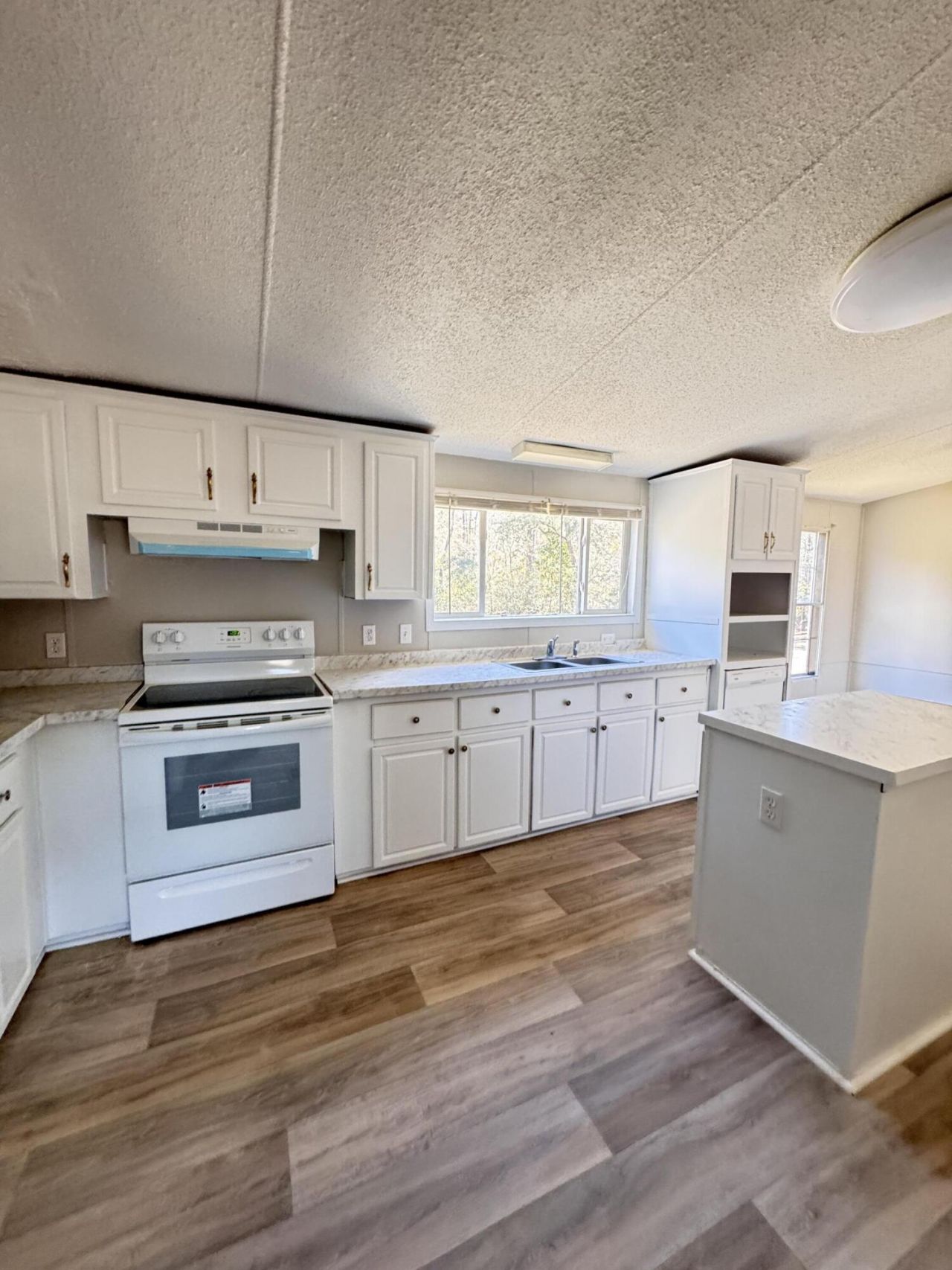 978 Stokes Road Photo 43