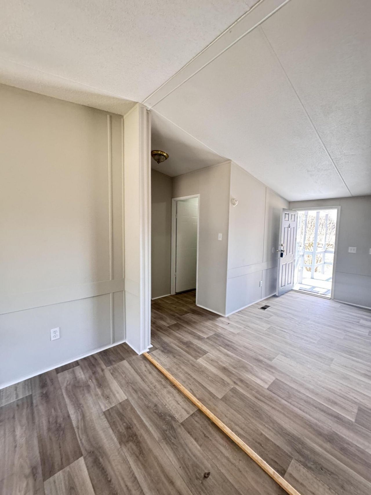 978 Stokes Road Photo 49