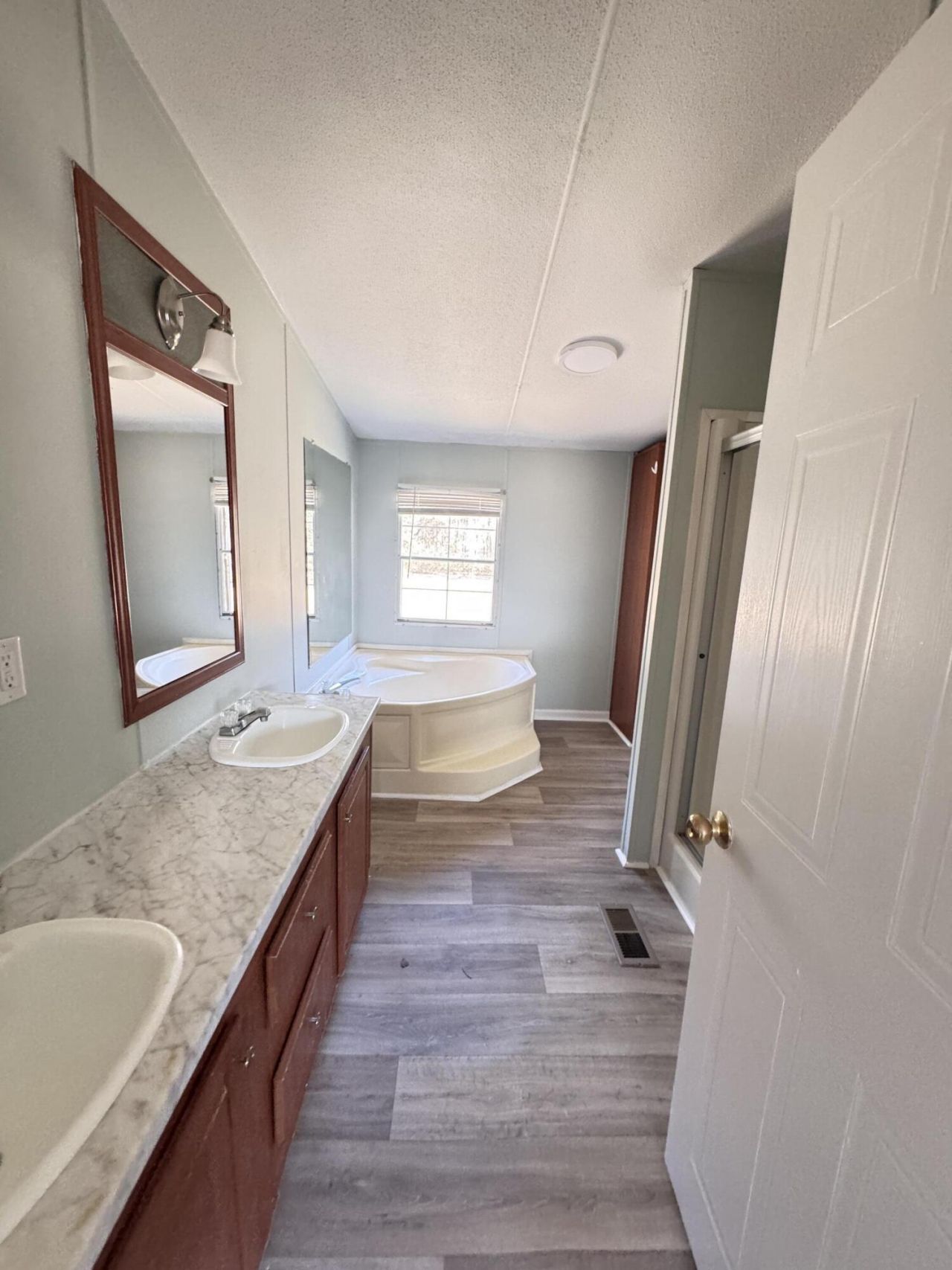 978 Stokes Road Photo 59