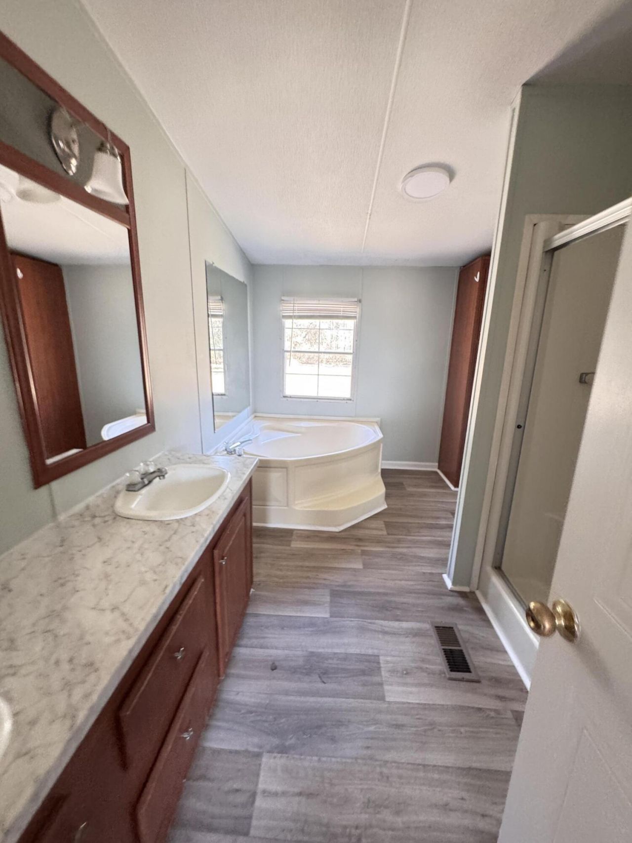 978 Stokes Road Photo 60