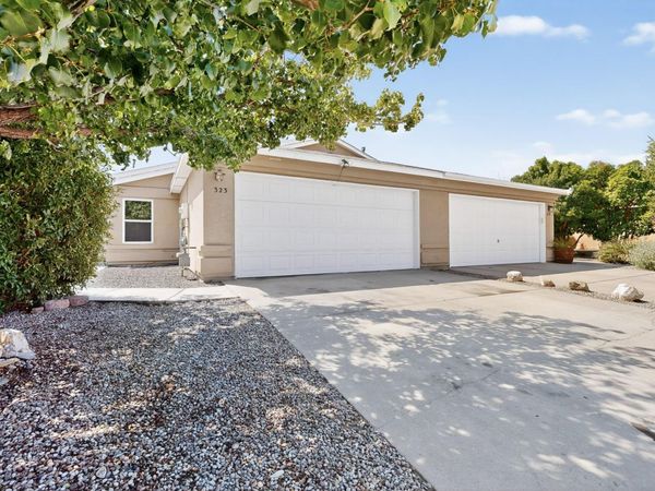 323 Escena Place SE, Albuquerque, NM 87123