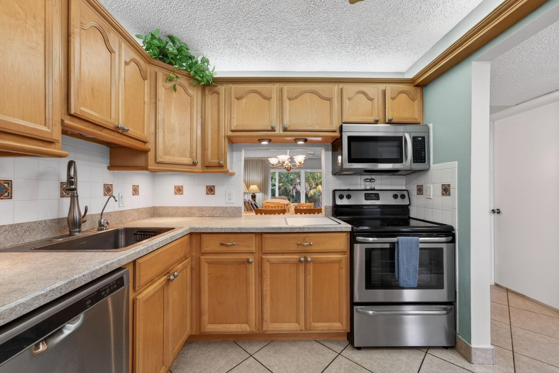 101 NW 76th Avenue, Unit 102, Margate, FL 33063 Photo