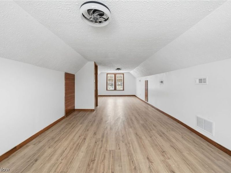 480 Bell Street, Akron, OH 44307 Photo 34