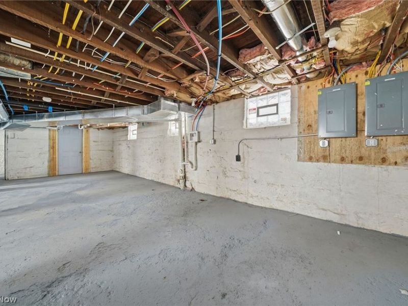 480 Bell Street, Akron, OH 44307 Photo 37