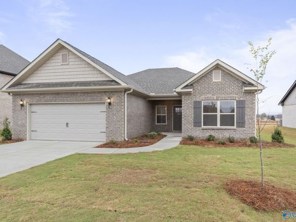 127 Ranna Drive, Huntsville, AL 35811