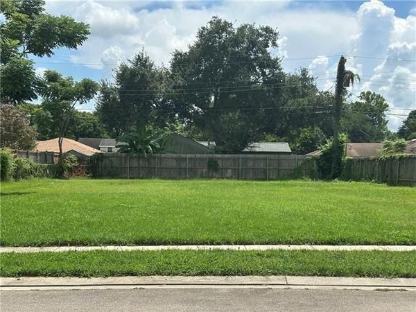 3228 SOMERSET Drive , New Orleans, LA 70131