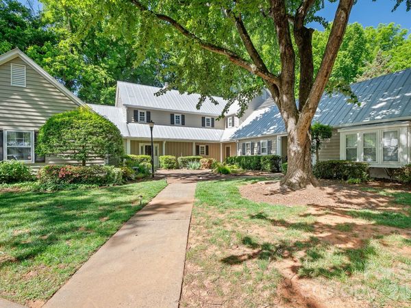 3706 Selwyn Farms Lane, Unit 17-3, Charlotte, NC 28209