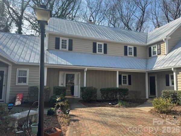 3706 Selwyn Farms Lane, Unit 17-3, Charlotte, NC 28209