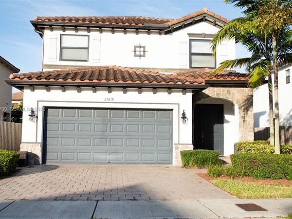 25216 SW 118th Ave, Homestead, FL 33032