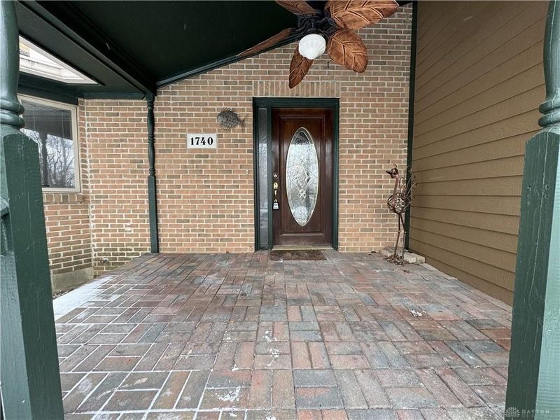 1740 E Lindsey Avenue, Miamisburg, OH 45342 Photo 2