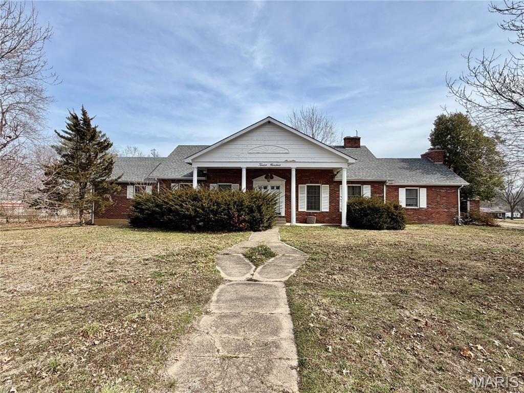 1200 S Gertrude Street, Salem, MO 65560 Main Photo