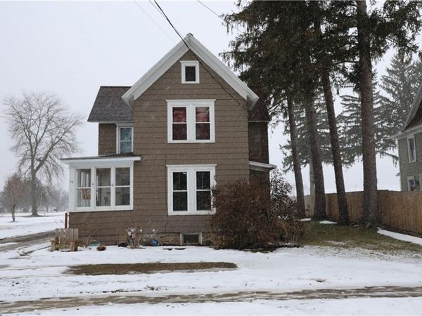 16 Park Avenue, Cochecton, NY 14826