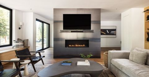 323 Creeks End Court, Olympic Valley, CA 96146 Photo