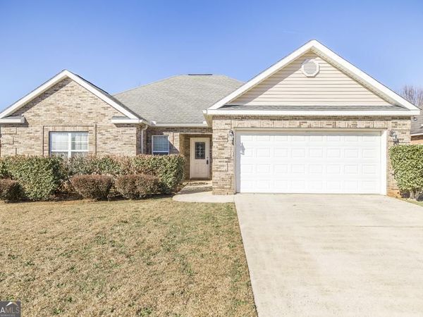 118 Manchester Lane, Byron, GA 31008