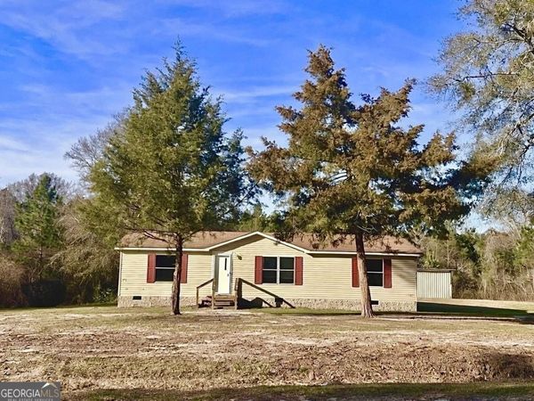 141 Shady Oaks Road, Eastman, GA 31023
