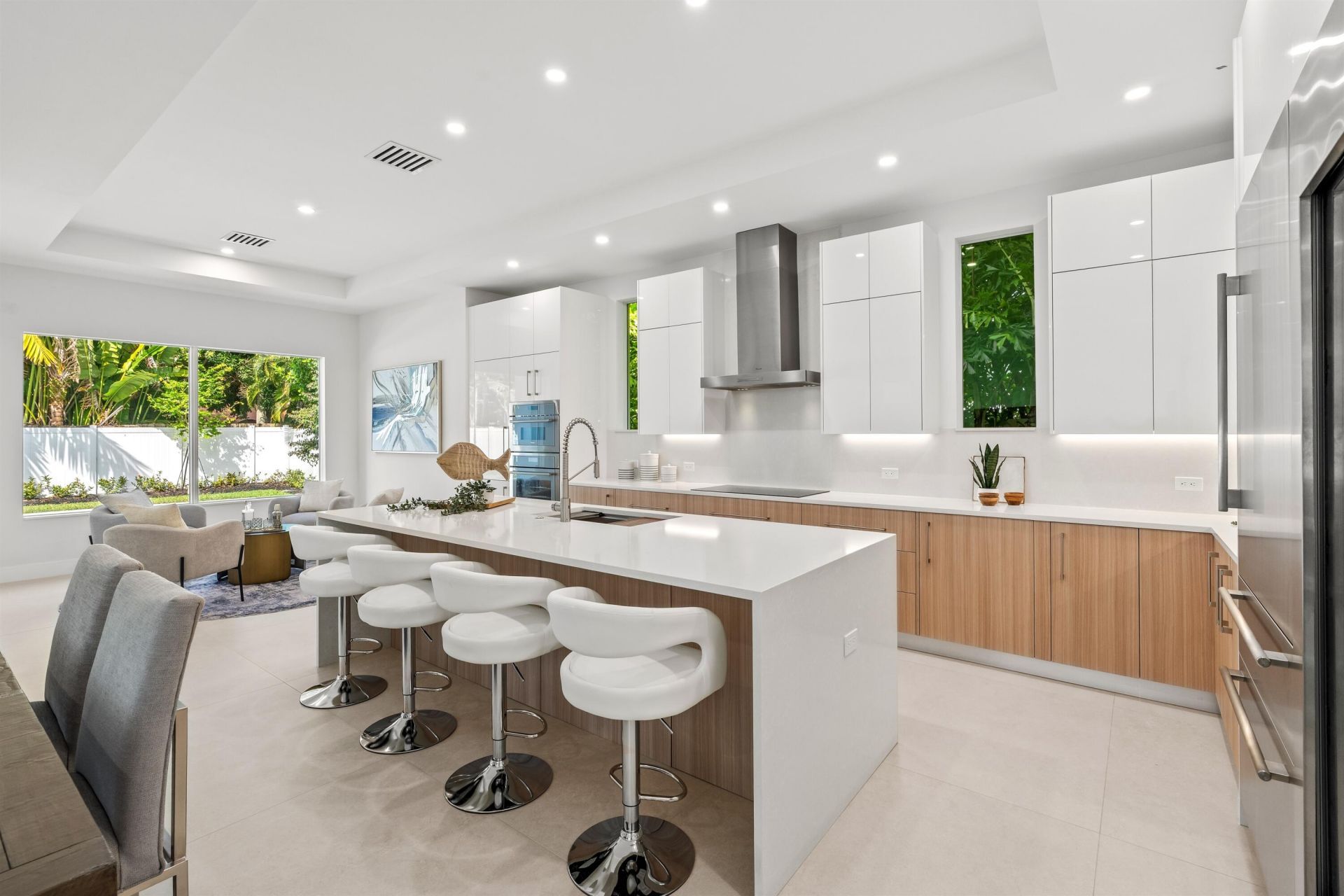 417 Lake Drive, Delray Beach, FL 33444 Photo