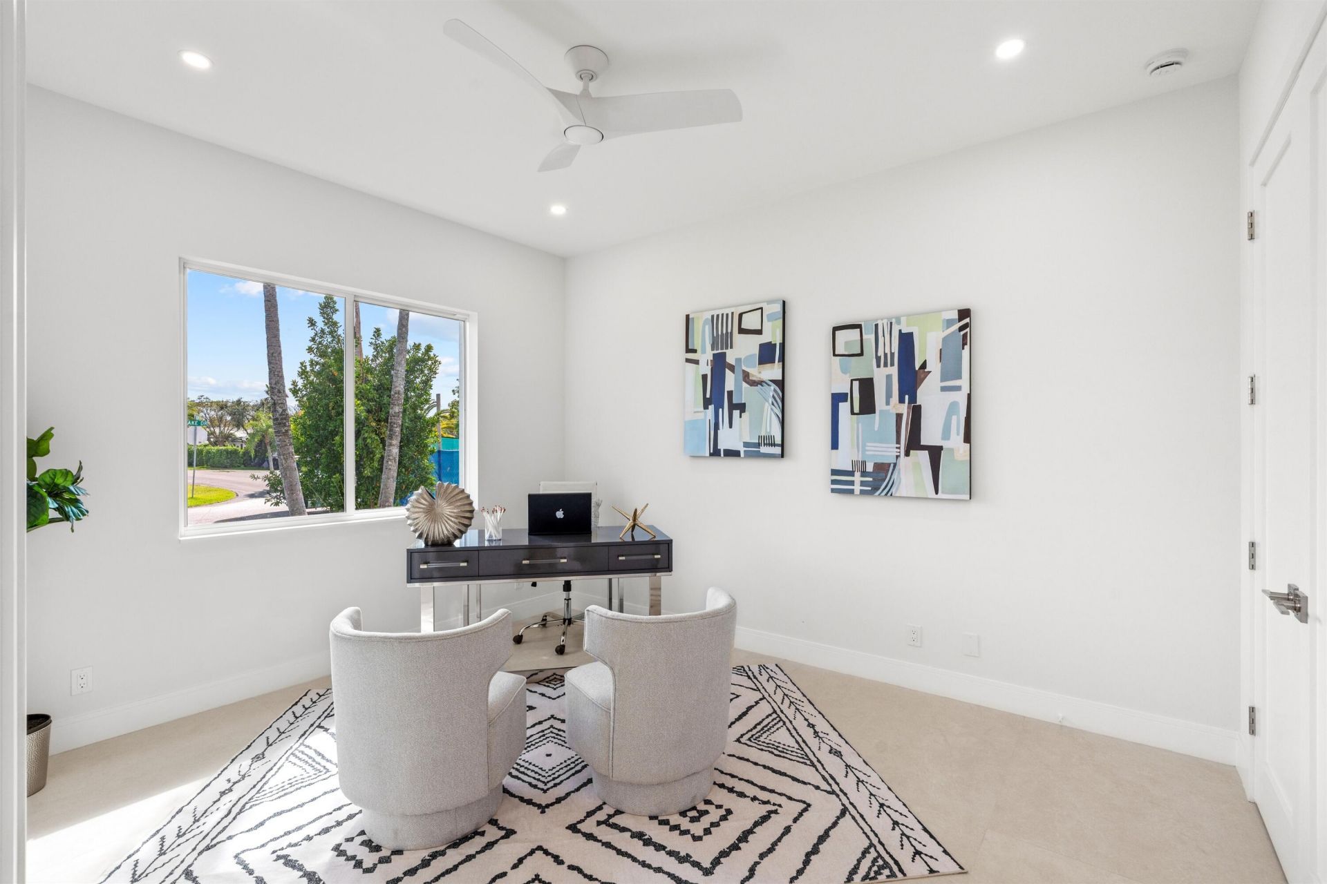 417 Lake Drive, Delray Beach, FL 33444 Photo