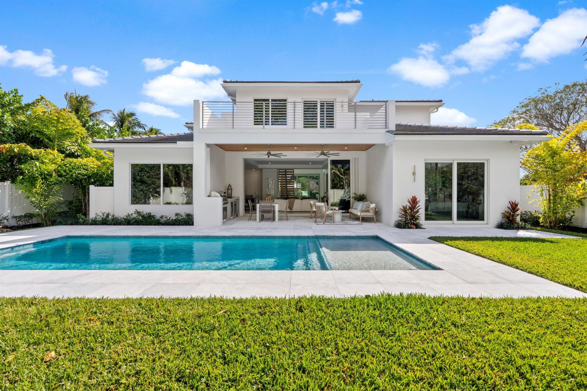 417 Lake Drive, Delray Beach, FL 33444 Photo