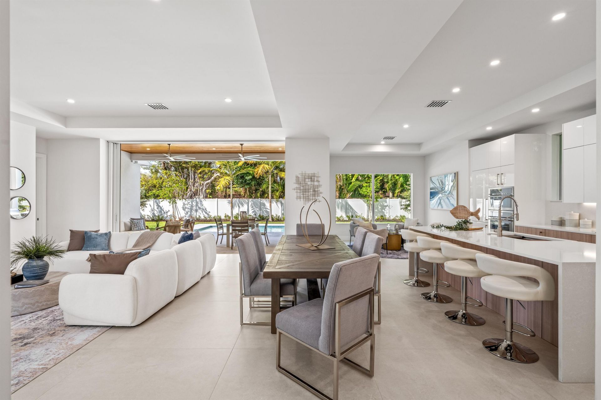 417 Lake Drive, Delray Beach, FL 33444 Photo