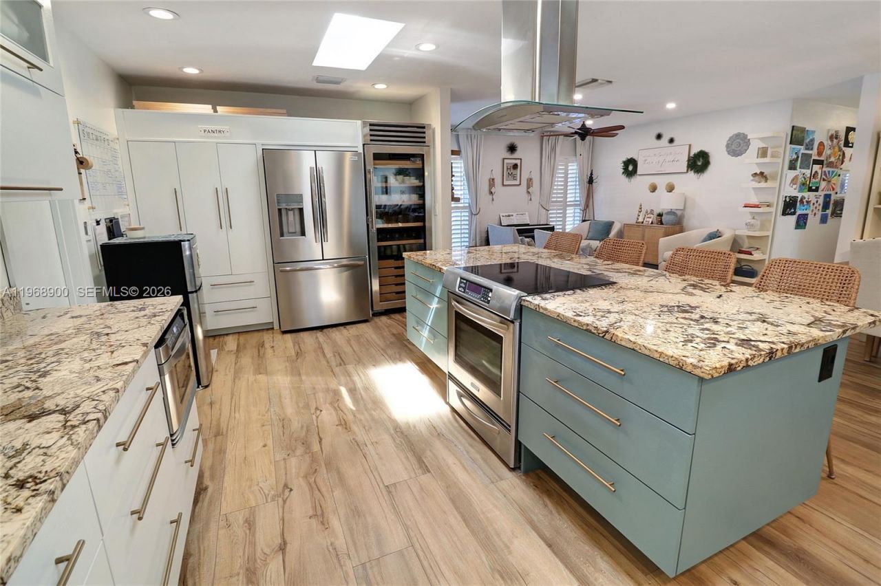 9000 SW 184th Ter, Cutler Bay, FL 33157 Photo