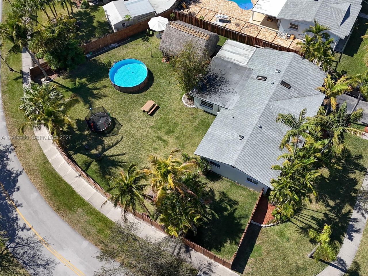 9000 SW 184th Ter, Cutler Bay, FL 33157 Photo